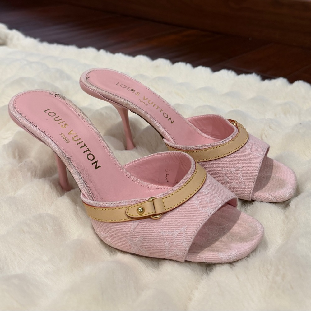 Louis Vuitton Women's Pink Mules